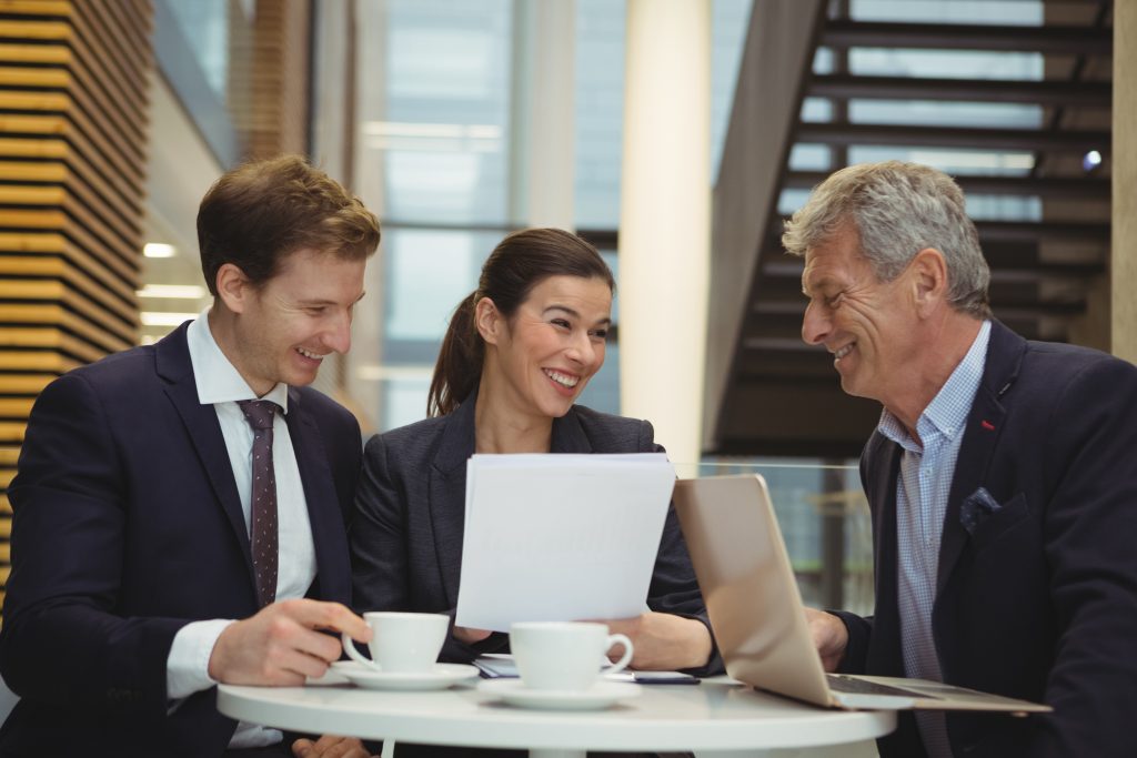 L’harmonie familiale en relève d’entreprise : pourquoi un coach de relève est important? l'harmonie familiale en relève d'entreprise