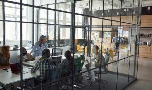 Vivre de son travail, bienveillance, collaboration