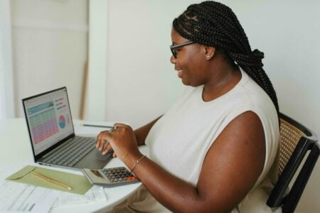 Automatisation financière, gestion comptable en ligne, facturation