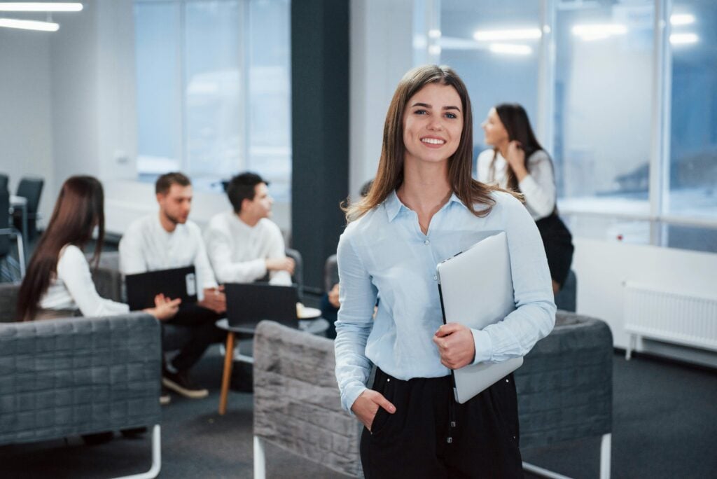Quel est le vrai rôle du leader face au pessimisme et l’illusion du déclin?  Rôle du leader, impact, positif, comportement